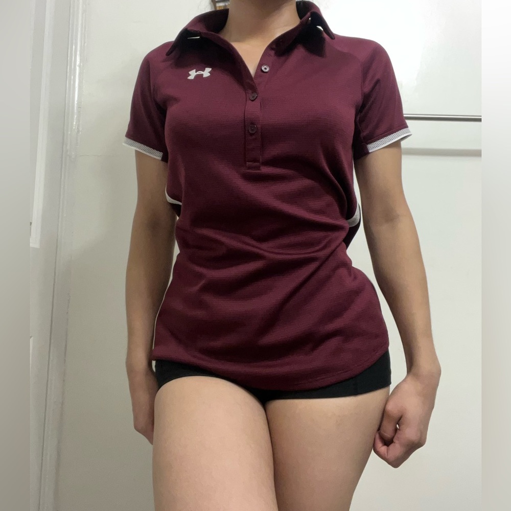 Not Fir Sale! Under Armour Top